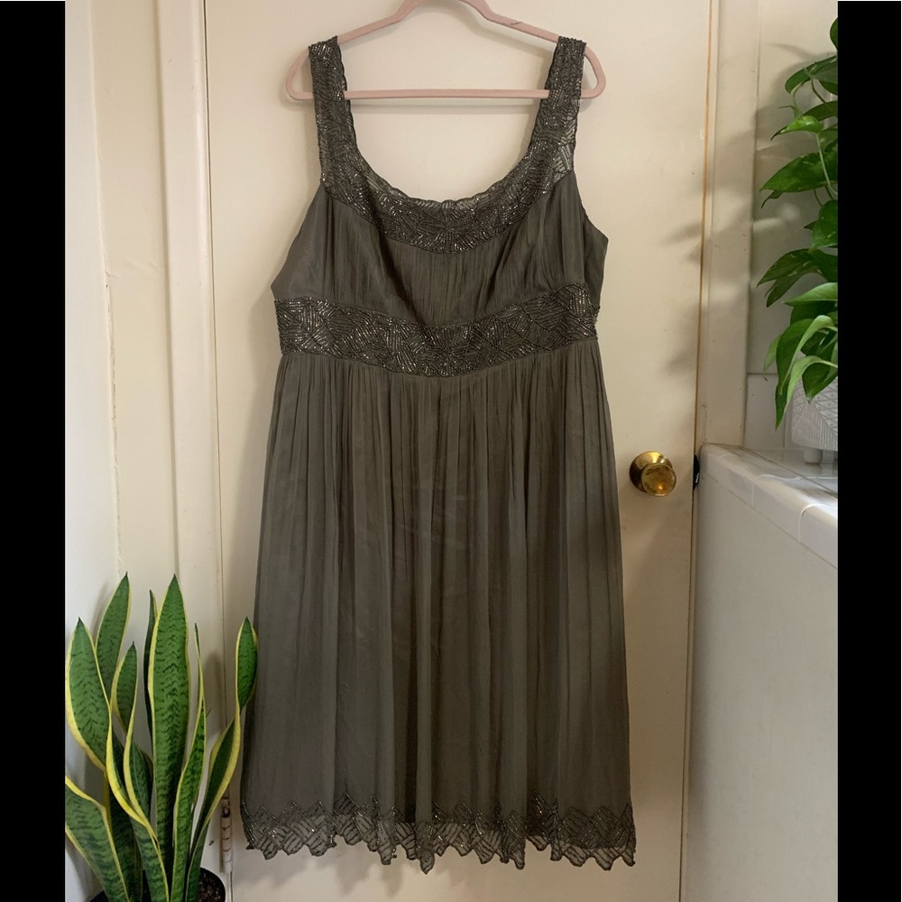 NWT Adrianna Papell beaded dress size 20